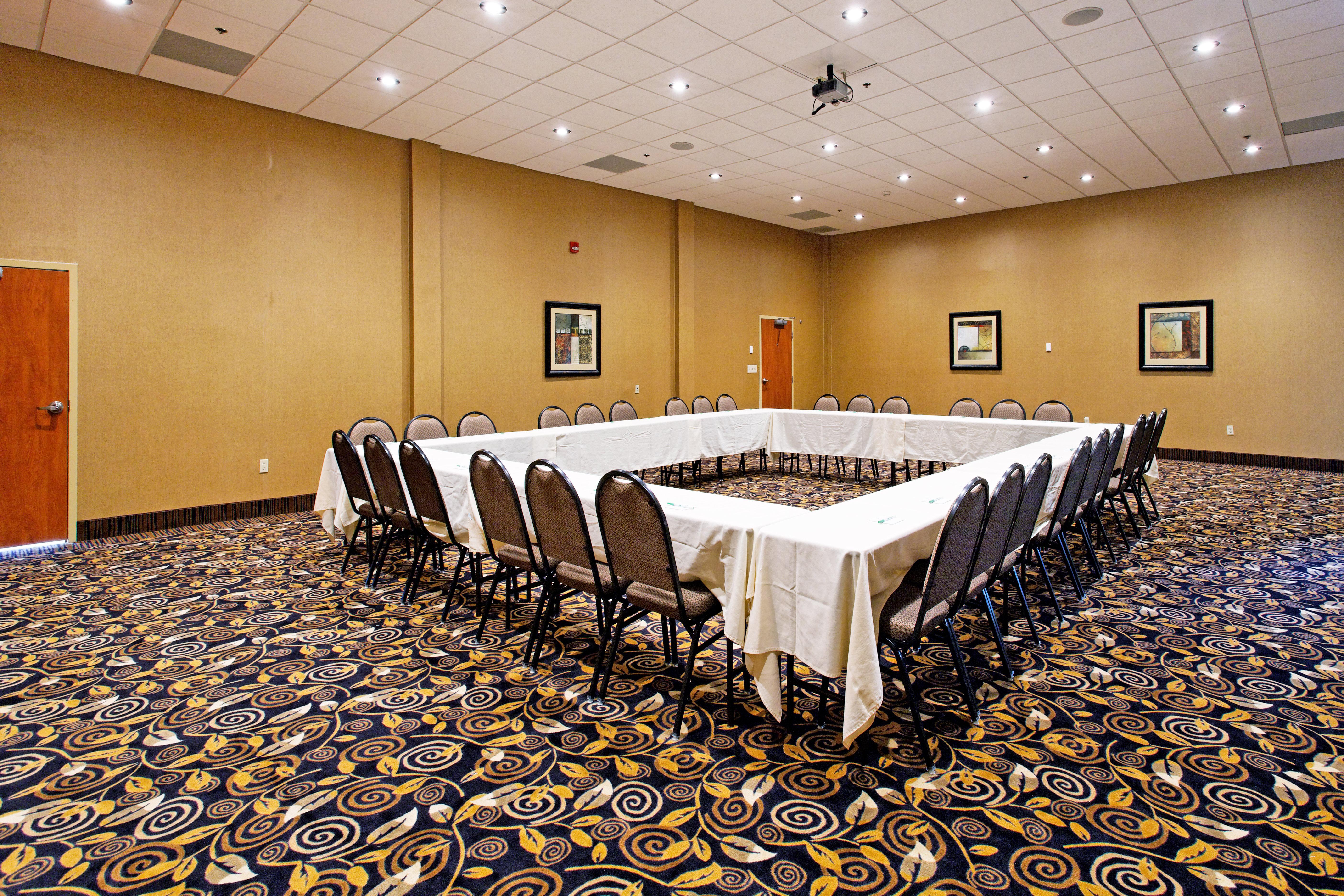 Holiday Inn Hotels Batesville By Ihg Εξωτερικό φωτογραφία