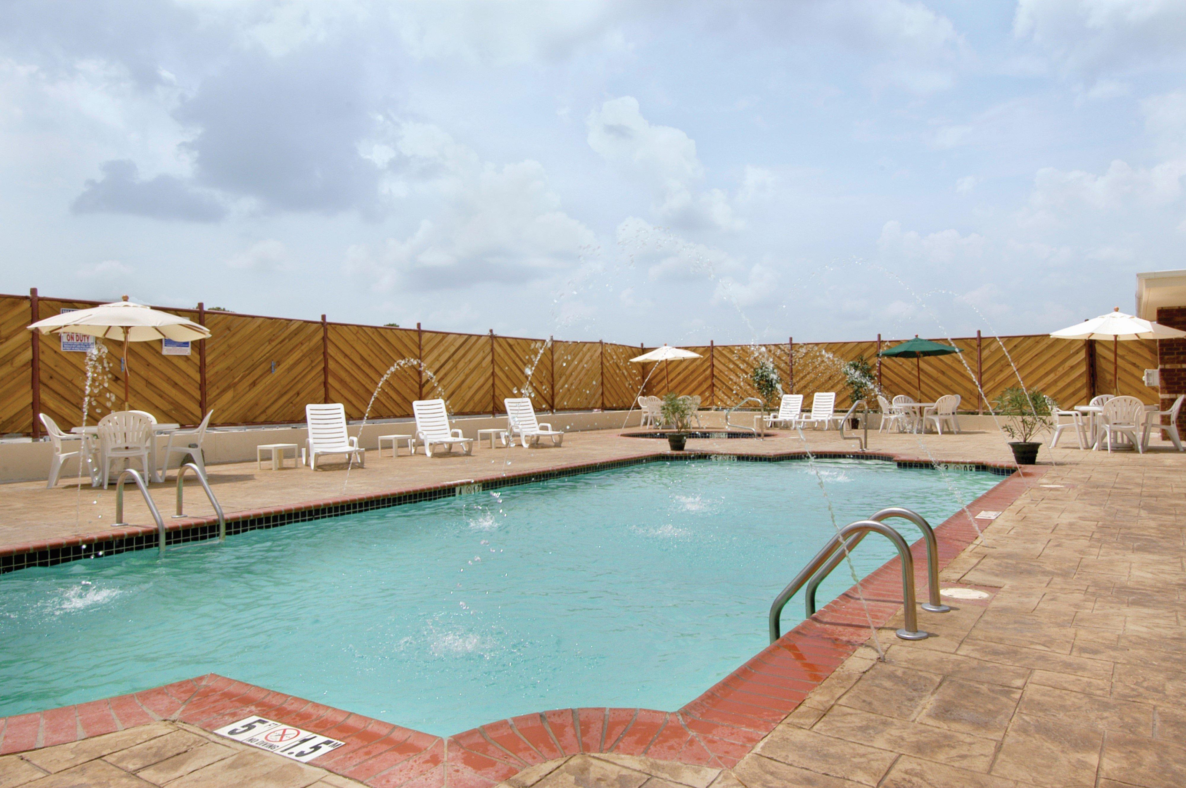 Holiday Inn Hotels Batesville By Ihg Εξωτερικό φωτογραφία